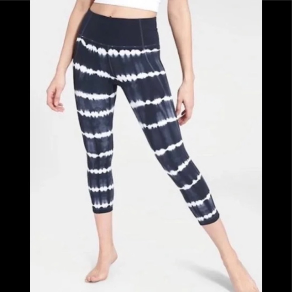 Athleta Tie Dye Salution Powervita Crop
